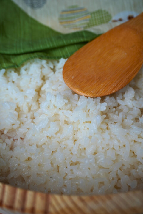 Sushi Reis kochen - einfaches japanisches Grundrezept