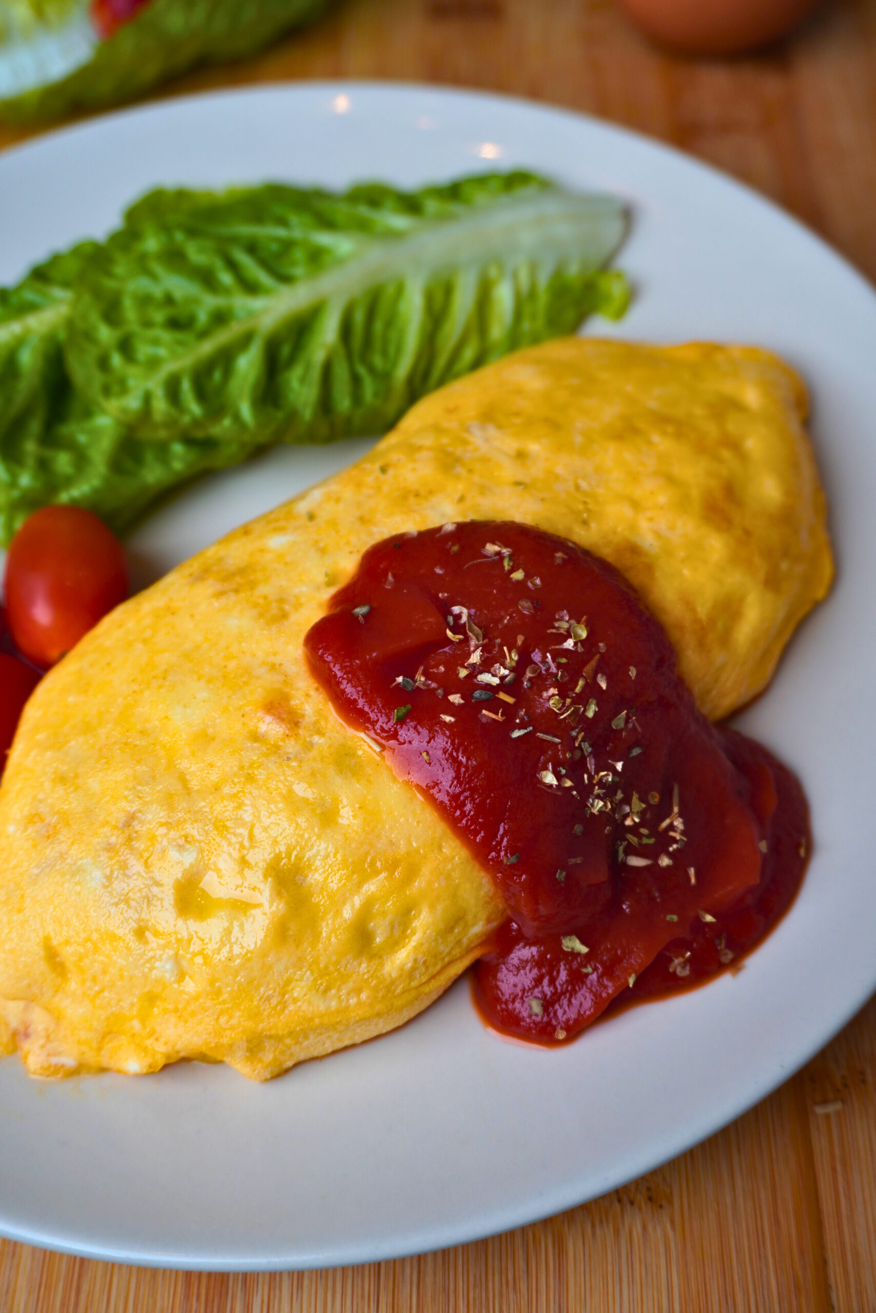 Omurice: Japanisches Omelette gefüllt mit Reis